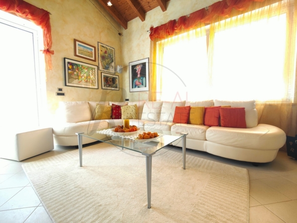 Villa Carentino repettorealestate17